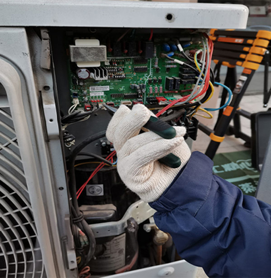  久治维修空调不制热